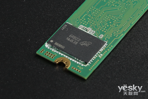 3D-NAND表现抢眼 威刚SU800固态硬盘评测