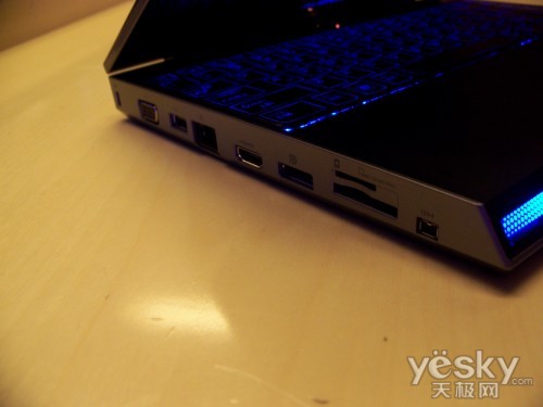 ʷţ11籾 Alienware M11xع