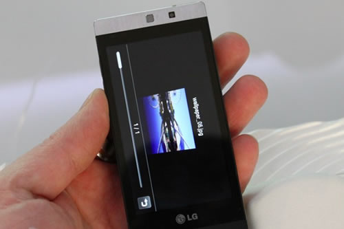 Լ Сʱ LG Mini GD880ͼ