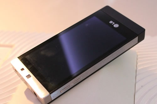 Լ Сʱ LG Mini GD880ͼ