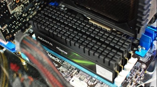 շXPG DDR3-2400 4GBڴװ