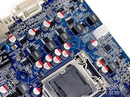 C:\DOCUME~1\ADMINI~1\LOCALS~1\Temp\Rar$DR02.687\ΪLGA1155ռ uH67ع\3.jpg