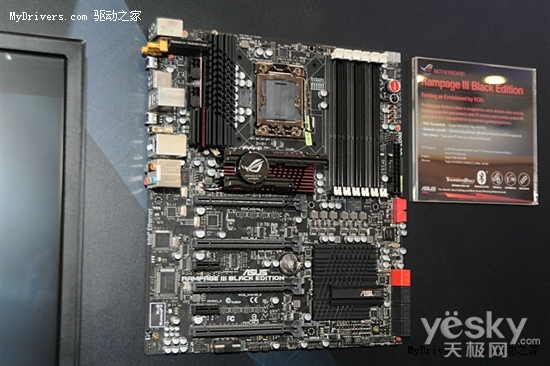 华硕展示Z68/H61 玩家国度新X58