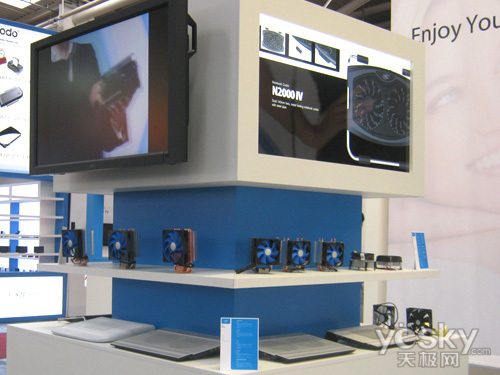 ߽CeBIT2011:̽ؾݷ񳬴ģչ̨