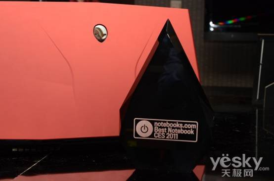 //notebooks.com/wp-content/uploads/2011/01/alienware-m17x-600x397.jpg