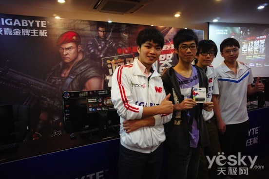 Unkle Air:Users:Unkle_Air:Desktop:4:GIGAJOY:վ:վƬ:DSC01669.JPG