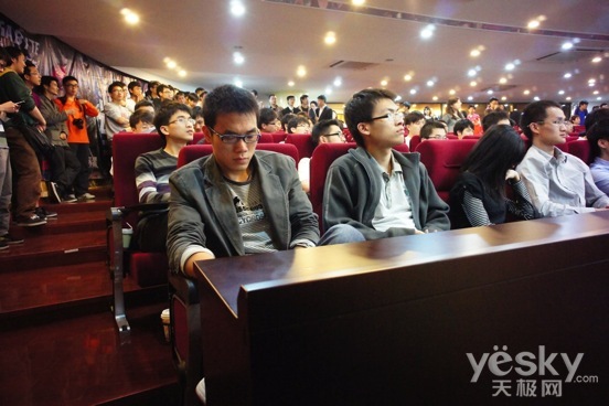 Unkle Air:Users:Unkle_Air:Desktop:4:GIGAJOY:վ:վƬ:DSC01495.JPG