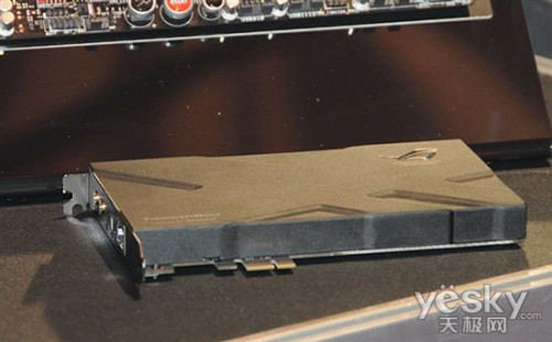 Computex 鲼ȫĺɫ ˶ҹϵ