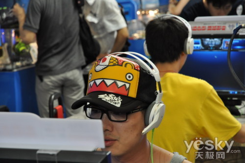 ChinaJOY2011:AKG让电竞玩家如虎添翼