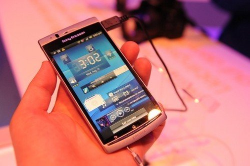 1.4GHzᰮXperia arc S