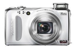 С ʿFinePix F605EXR