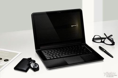 ����900X1B-A01US