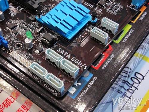 Description: Description: F:\Business\TRENDS\ASUS Project\References\AMD Platform\M5A\M5A97\DSC09465.JPG