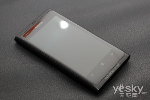 ڴ ŵLumia 800Cײ