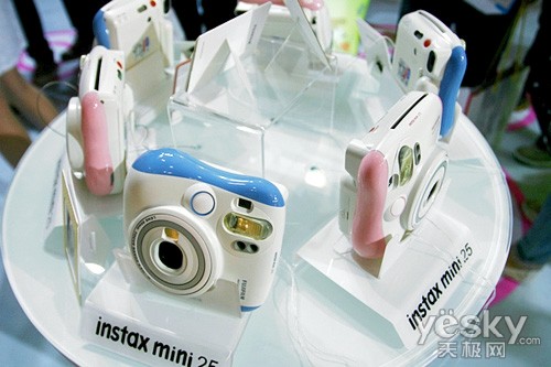 һĨ ʿinstax mini25չP&E