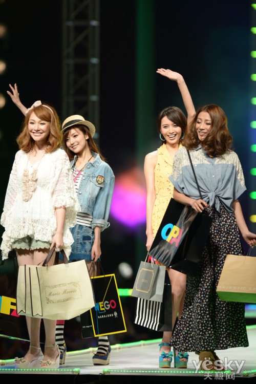 ϵҫ 2012SHANGHAI RUNWAYĻ