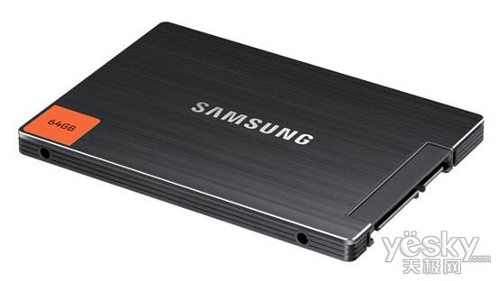 SSD_64GB_03_1840.jpg