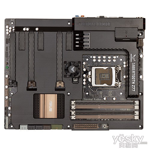 Description: F:\Business\TRENDS\ASUS Project\References\TUF Series\SABERTOOTH Z77\Ʒͼ (4).jpg