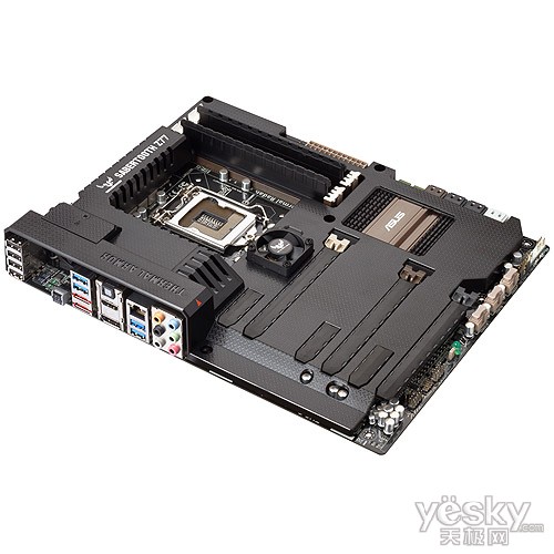 Description: F:\Business\TRENDS\ASUS Project\References\TUF Series\SABERTOOTH Z77\Ʒͼ (6).jpg