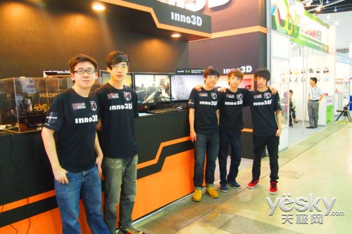 ߶Ʒ ӳComputex 2012