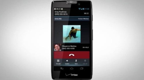 ĦDroid RAZR HDع ˫˸Ļ