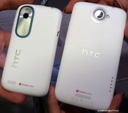 ˫ʱ HTC Desire X꾡ع