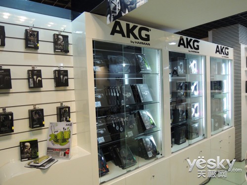 AKG上海专卖店-知音堂剪彩 打造新体验平台