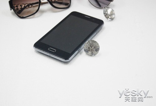 5.0ӢIPSĻ DIFO W500ֻͼ