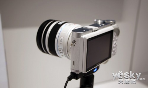 CES2013»NX300ֳͼȿ