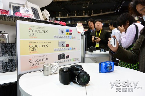 CP+2013ʱ ῵COOLPIXƷ