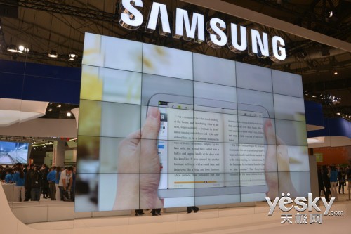 GALAXY Note 8.0 ֱMWC2013չ̨