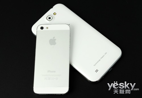 ŵͬ iPhone 5 VS ThL W7Ա