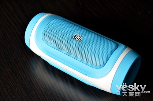 ǿЧ JBL Charge