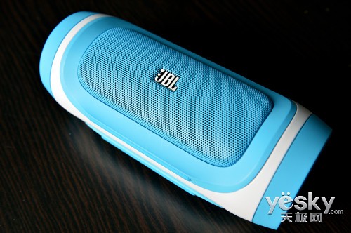 ǿЧ JBL Charge