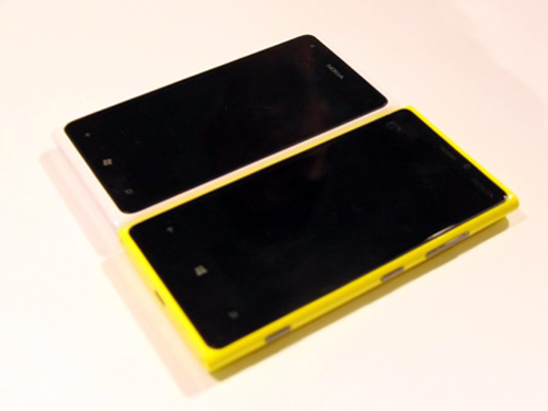 Lumia 900 VS Lumia 920 WP콢ѡ