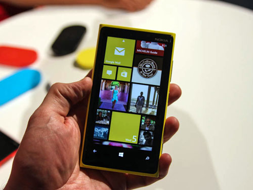 Lumia 900 VS Lumia 920 WP콢ѡ