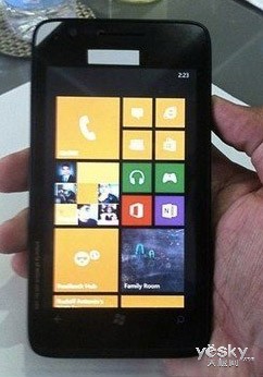 ŵLumia625䱸4.7ӢWVGAĻ