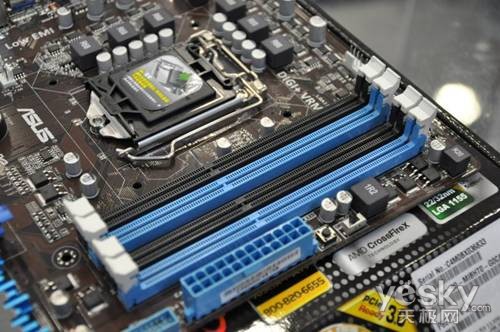 Description: F:\Business\TRENDS\ASUS Project\References\Intel Platform\Z77\P8Z77-V LX\DSC_0161.JPG