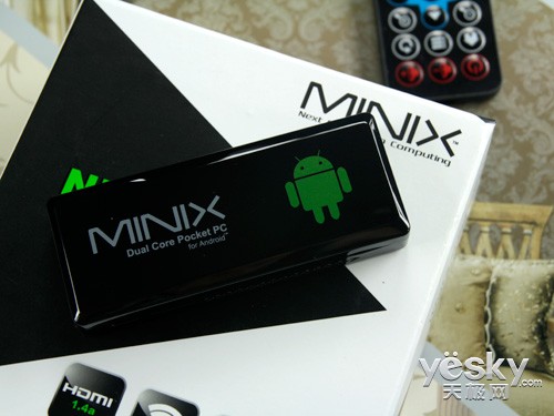 MINIX NEO G4