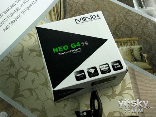 MINIX NEO G4