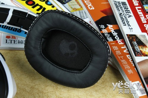 ᣡSkullcandy Crusherʱж