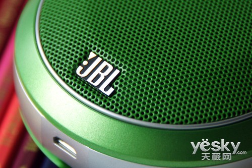  JBL Micro WirelessЯ