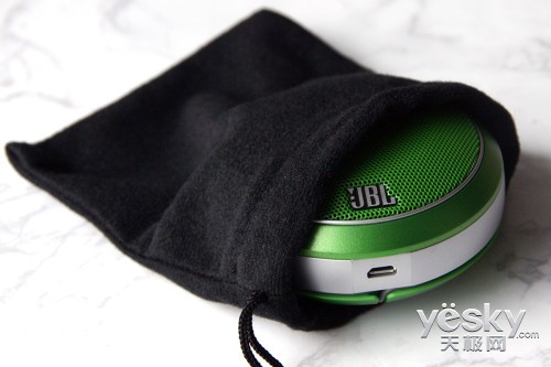  JBL Micro WirelessЯ