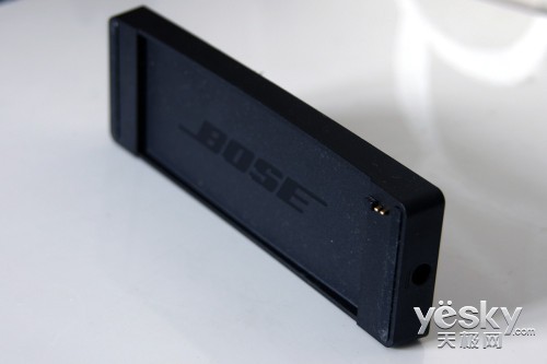 С Bose SoundLink Mini