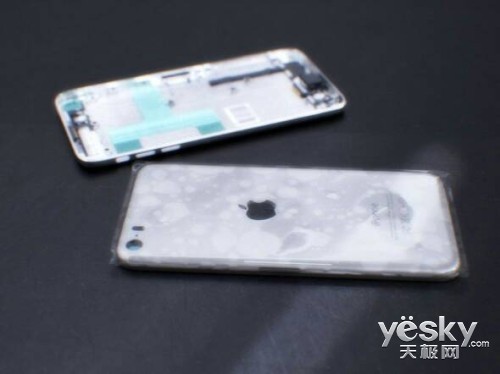 更轻更薄!国外网曝光新一代iPhone谍照图