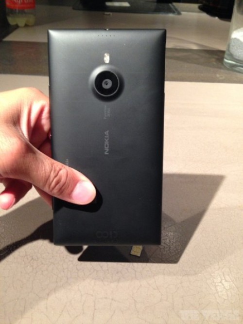 Lumia 15203K5 ֻܽһ