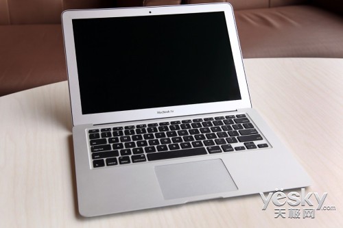 12ӢMacBook Airع 򽫲BayTrail