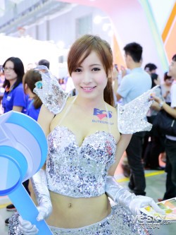 Ӳ ShowgirlعComputex