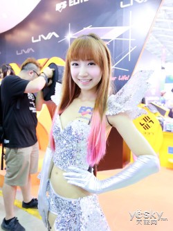 Ӳ ShowgirlعComputex