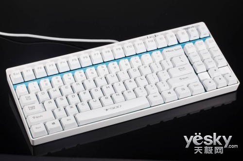 һ װV500еϷ̰ɫ